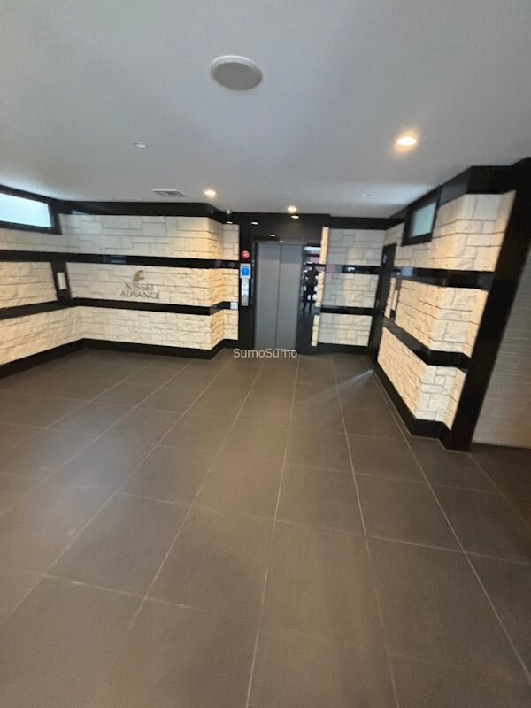 九条駅 徒歩3分 11階の物件外観写真