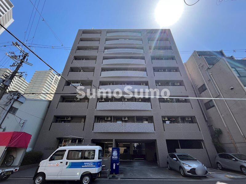 なんば駅 徒歩3分 9階の物件外観写真