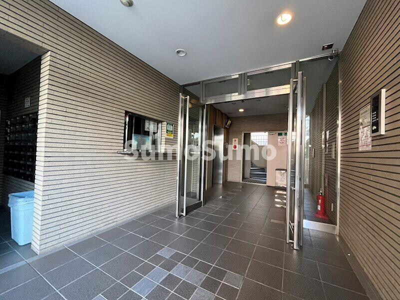 なんば駅 徒歩3分 9階の物件外観写真