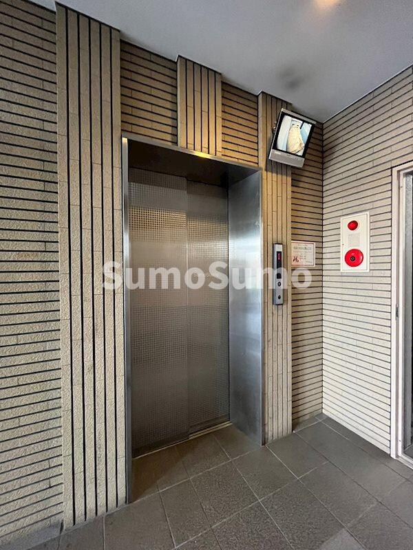 なんば駅 徒歩3分 9階の物件外観写真