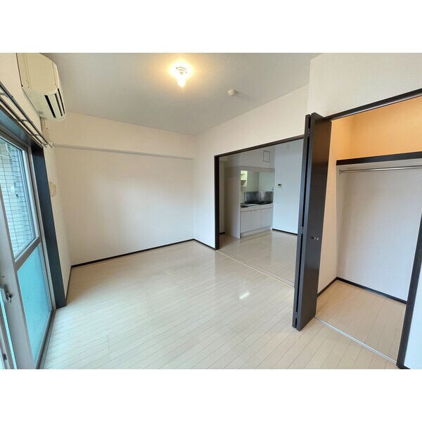 ドリーム西新の物件内観写真