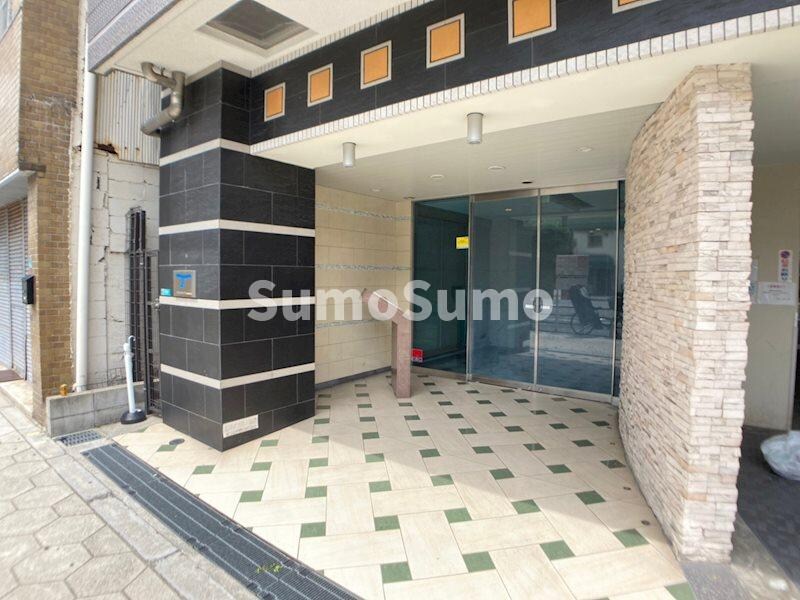 なんば駅 徒歩5分 3階の物件外観写真