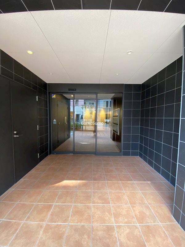 大国町駅 徒歩3分 3階の物件外観写真