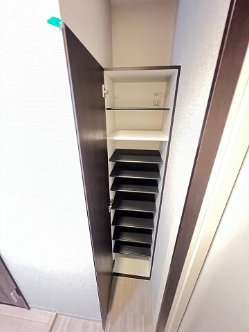 尼崎駅 徒歩8分 9階の物件内観写真