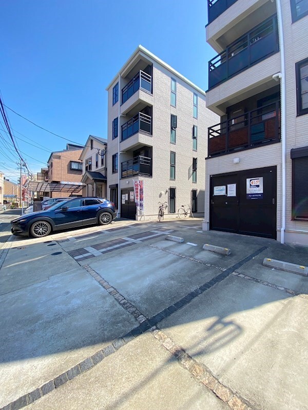 井尻駅 徒歩4分 1階の物件外観写真