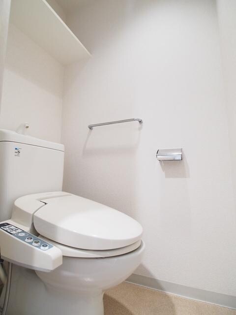 イーストヴァリュー弦巻の物件内観写真