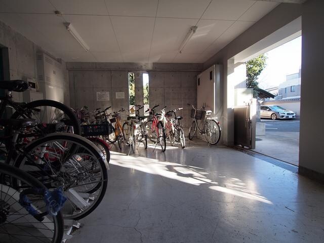 イーストヴァリュー弦巻の物件内観写真