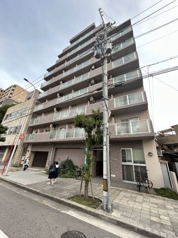 ADORERの物件外観写真