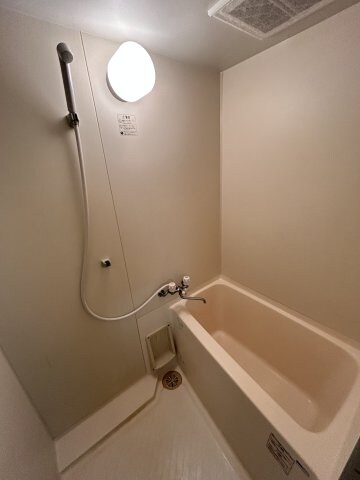 ADORERの物件内観写真