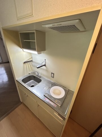 ADORERの物件内観写真