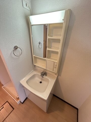 ADORERの物件内観写真