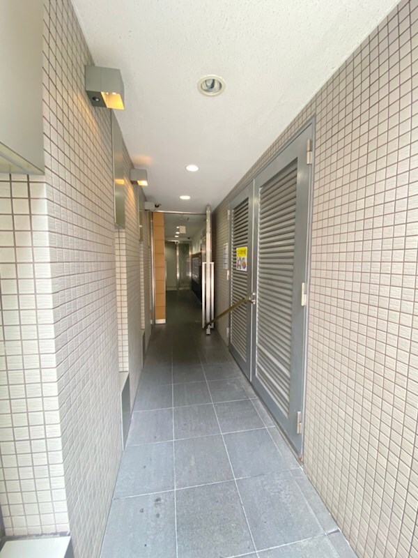 心斎橋駅 徒歩5分 7階の物件外観写真