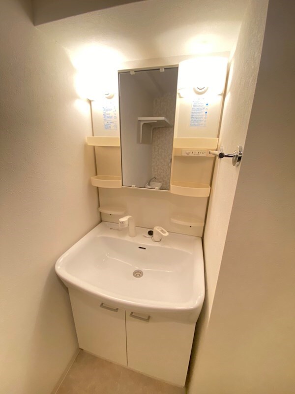 心斎橋駅 徒歩5分 7階の物件内観写真