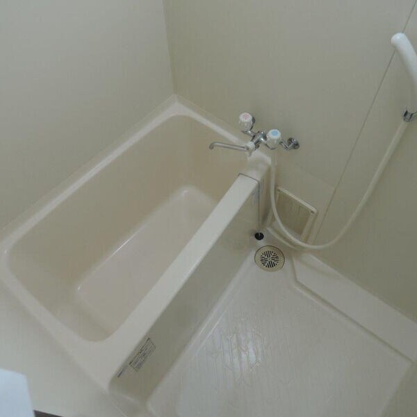 ADORERの物件内観写真