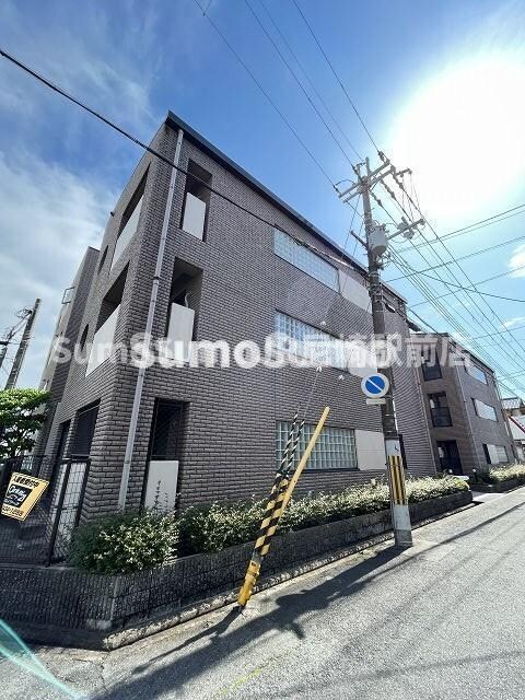 メゾンドファミーユの物件外観写真