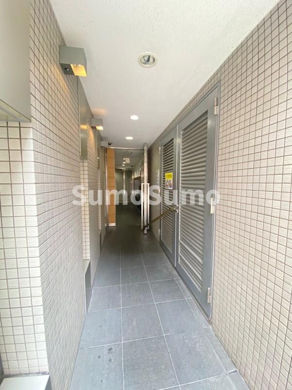 心斎橋駅 徒歩5分 3階の物件外観写真