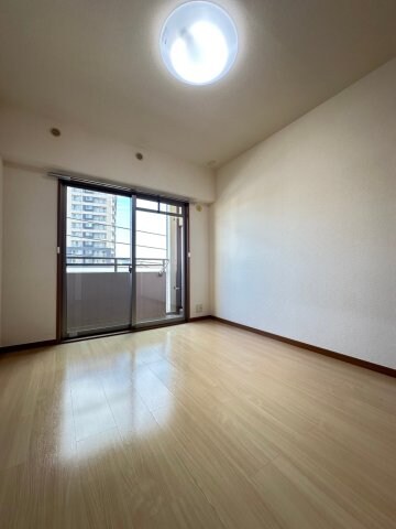 ジェネシス竹下の物件内観写真