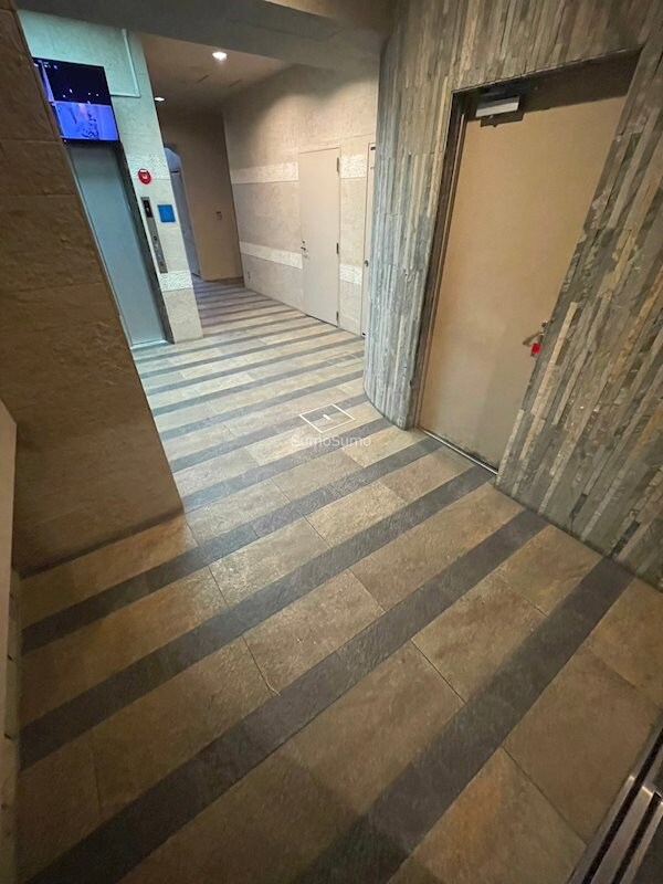 長堀橋駅 徒歩5分 8階の物件外観写真