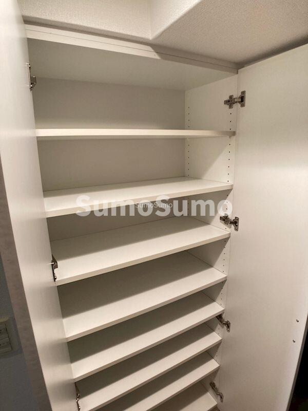 本町駅 徒歩3分 3階の物件内観写真