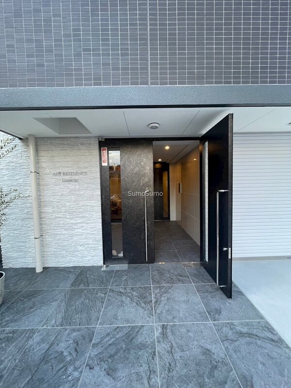 谷町六丁目駅 徒歩3分 6階の物件外観写真