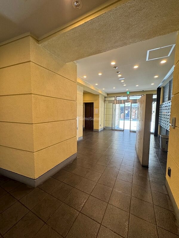 レジデンス本町の物件外観写真