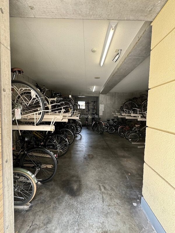 レジデンス本町の物件外観写真