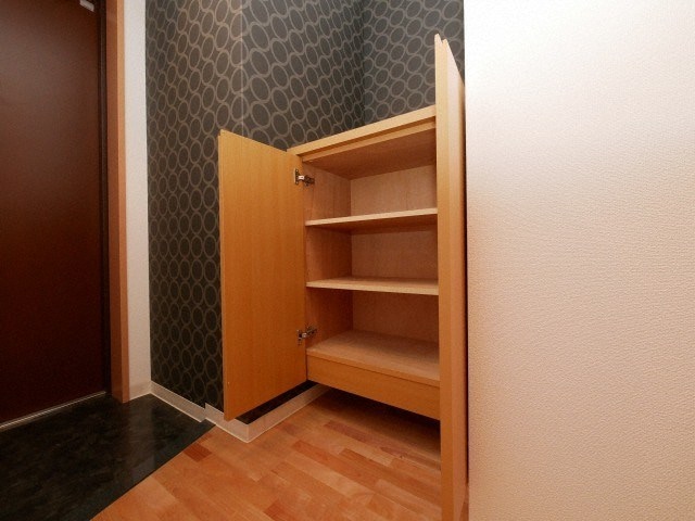 レジデンス本町の物件内観写真