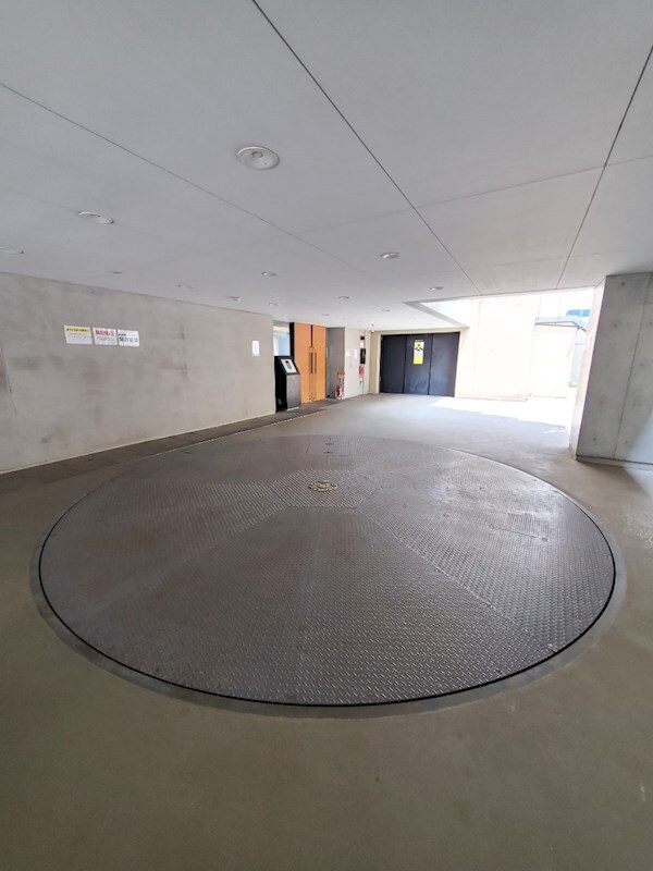 カーザエルミタッジオの物件外観写真