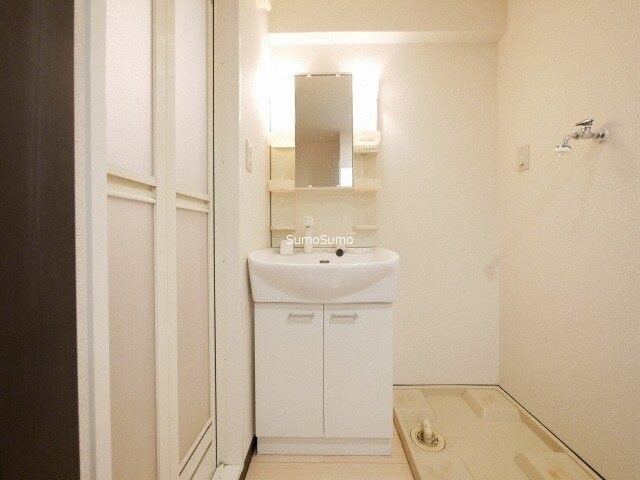 阿波座駅 徒歩1分 7階の物件内観写真