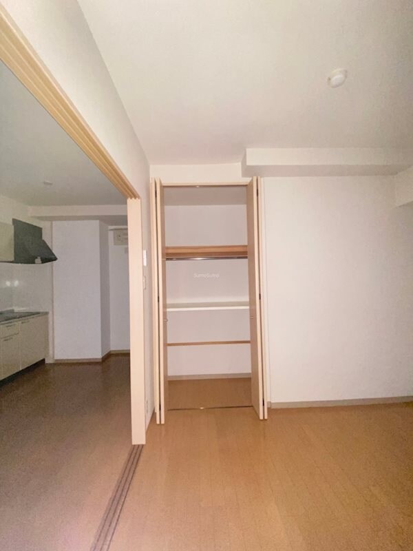 阿波座駅 徒歩5分 11階の物件内観写真