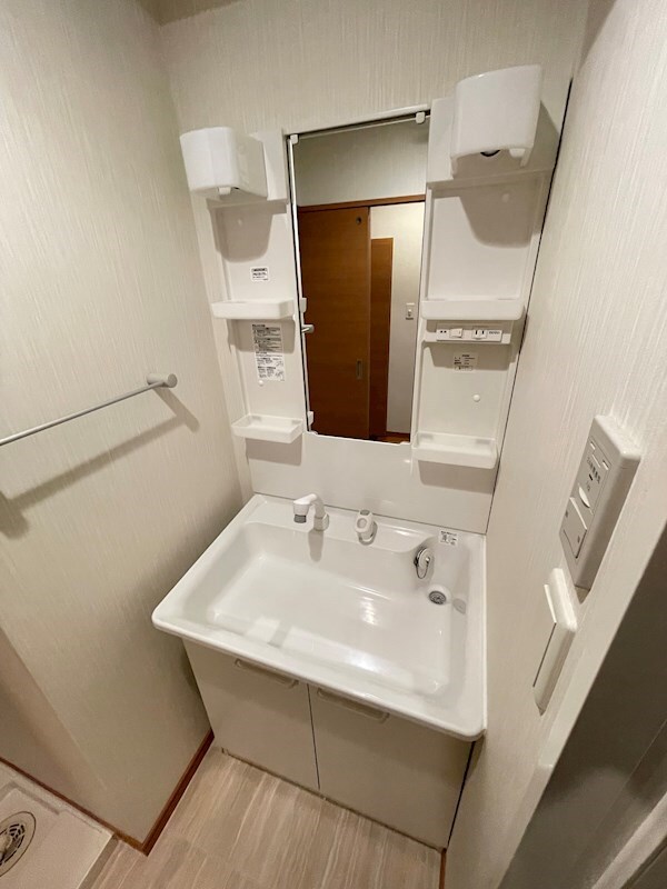 天神駅 徒歩6分 8階の物件内観写真