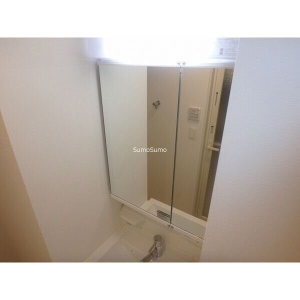 難波駅 徒歩5分 12階の物件内観写真