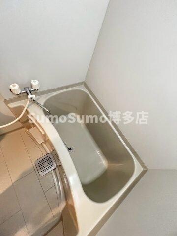 箱崎駅 徒歩7分 7階の物件内観写真