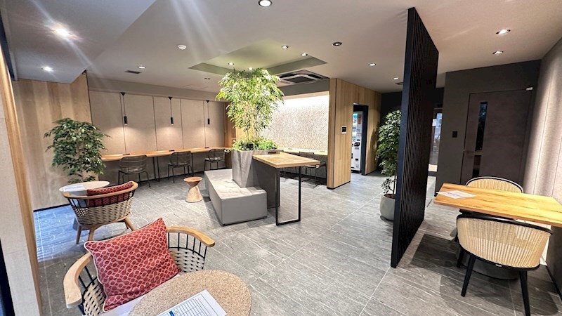 レフィールオーブ代々木の物件外観写真