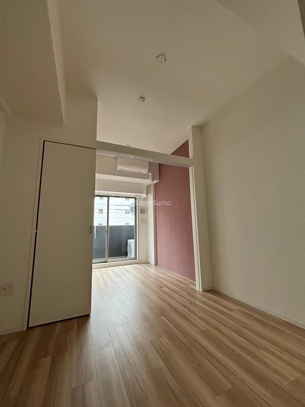 セレニテ難波グランデシュッドの物件内観写真