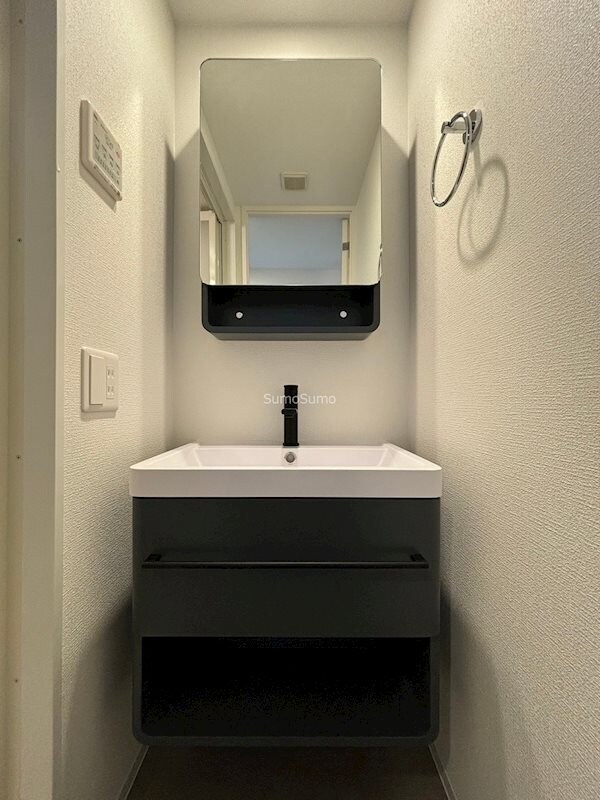 セレニテ難波グランデシュッドの物件内観写真