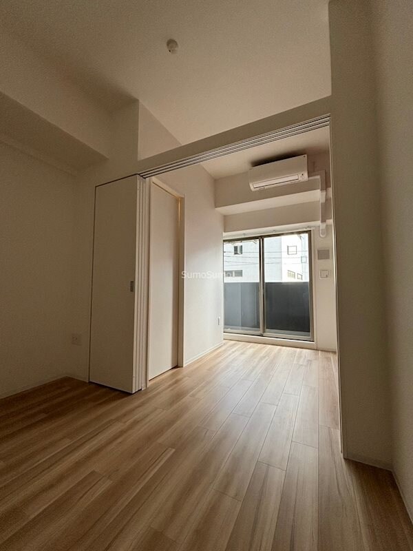 セレニテ難波グランデシュッドの物件内観写真