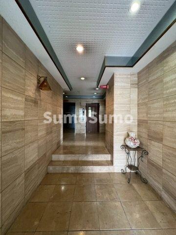 高津ヒルトンの物件外観写真