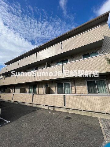 武庫川駅 徒歩3分の物件外観写真