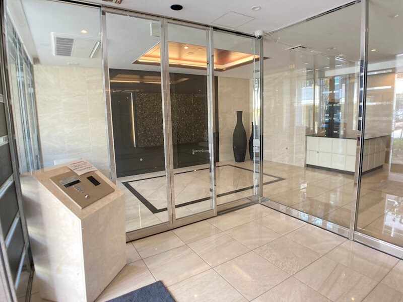 阿波座駅 徒歩2分 2階の物件外観写真