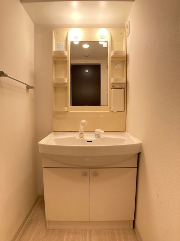 阿波座駅 徒歩2分 2階の物件内観写真