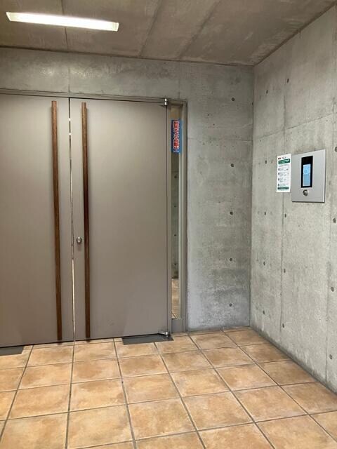 ラティエラ祐天寺の物件外観写真