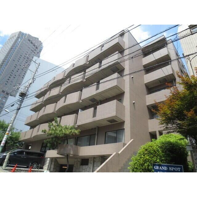 グランド・スポットの物件外観写真