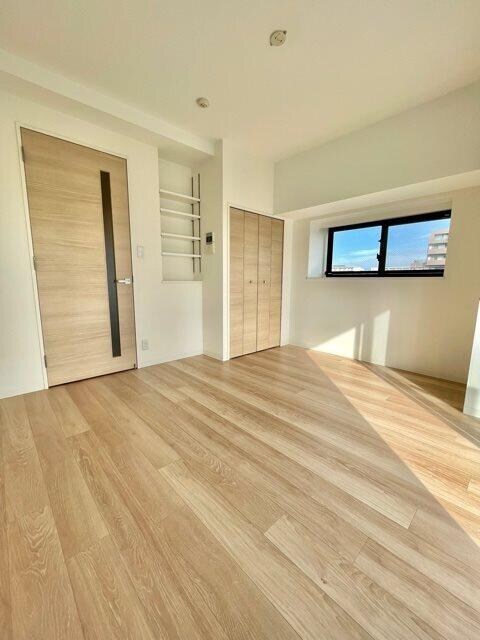 レジディア三宿の物件内観写真