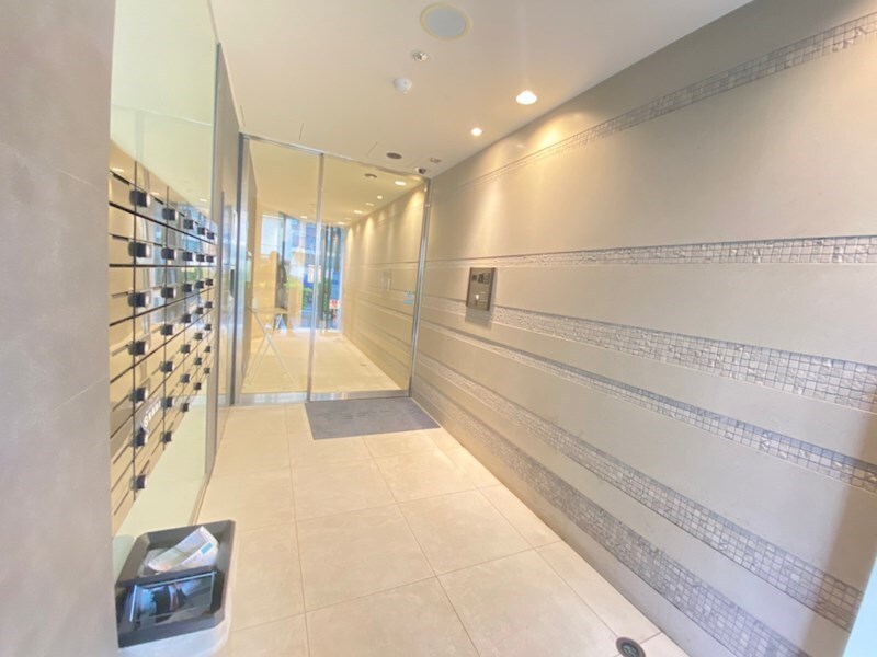 レジディア三宿の物件外観写真