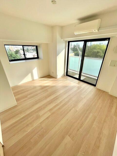 レジディア三宿の物件内観写真