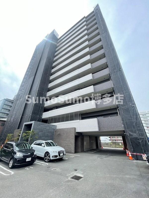 エンクレスト博多LIBERTYの物件外観写真