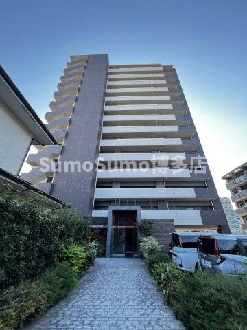 エンクレスト博多LIBERTYの物件外観写真