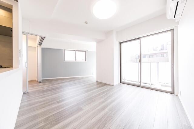 メゾン・クロイゾンの物件内観写真