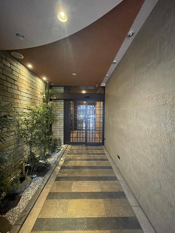 長堀橋駅 徒歩5分 8階の物件外観写真